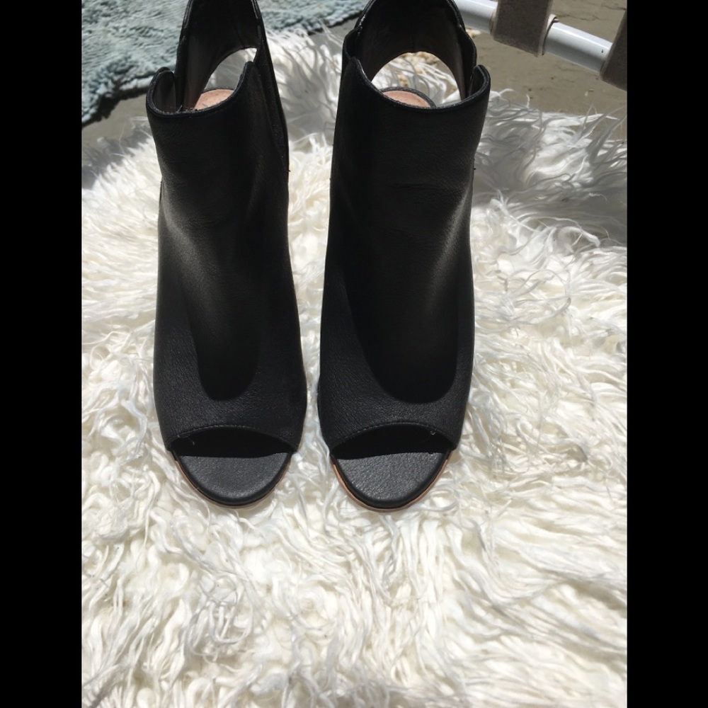 Crown Vintage ankle boot/sandal